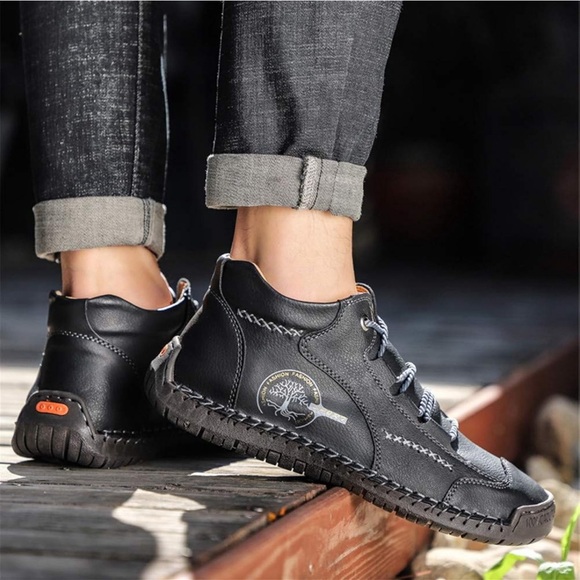 Govicta 
Leather Ankle Chukka Boots - Picture 3 of 11